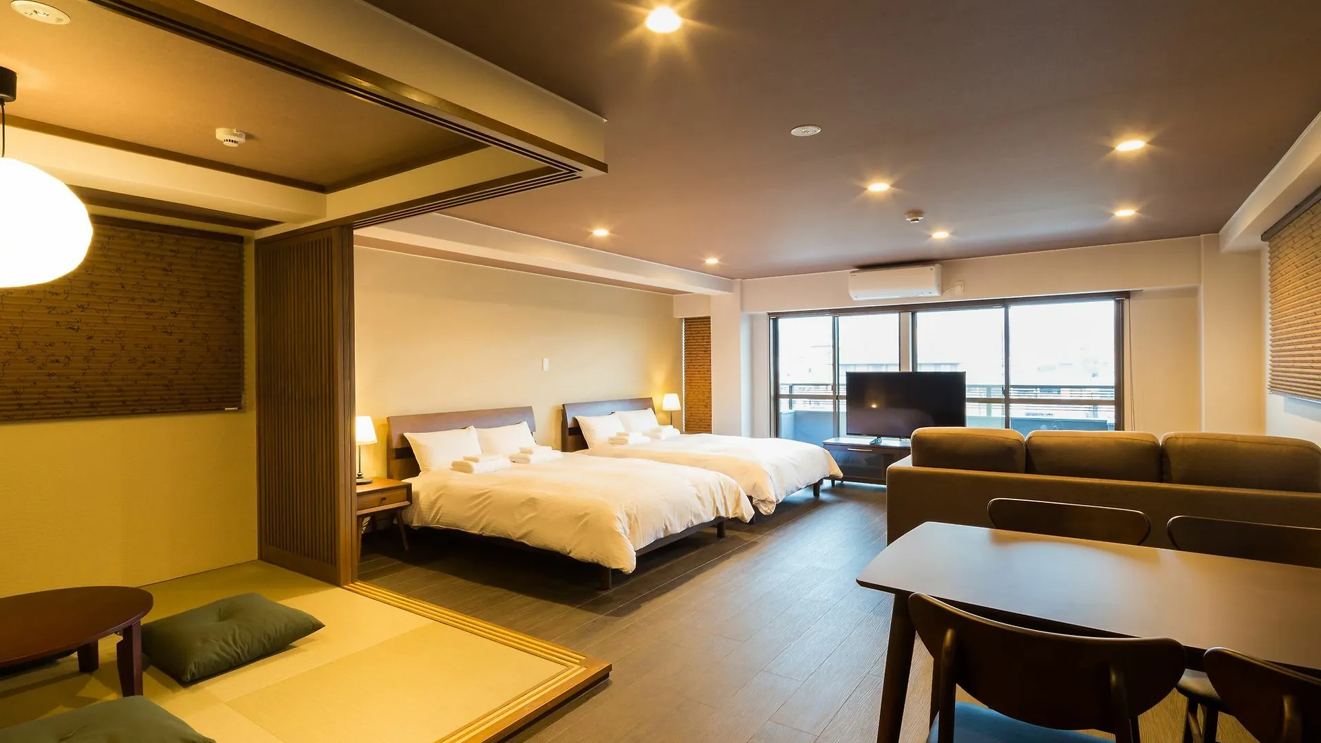 Kyoto Riverview House Kyoraku 4*,